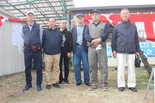 当歳魚 審査委員 橋本・新井・背腰五十嵐・菅井・阿佐見・荒木.JPG